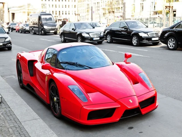 Ferrari_Enzo-